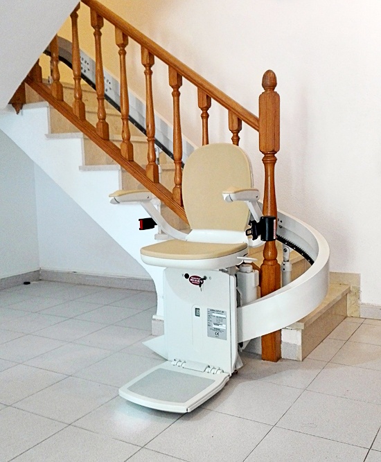 silla-salvaescaleras-curva-1